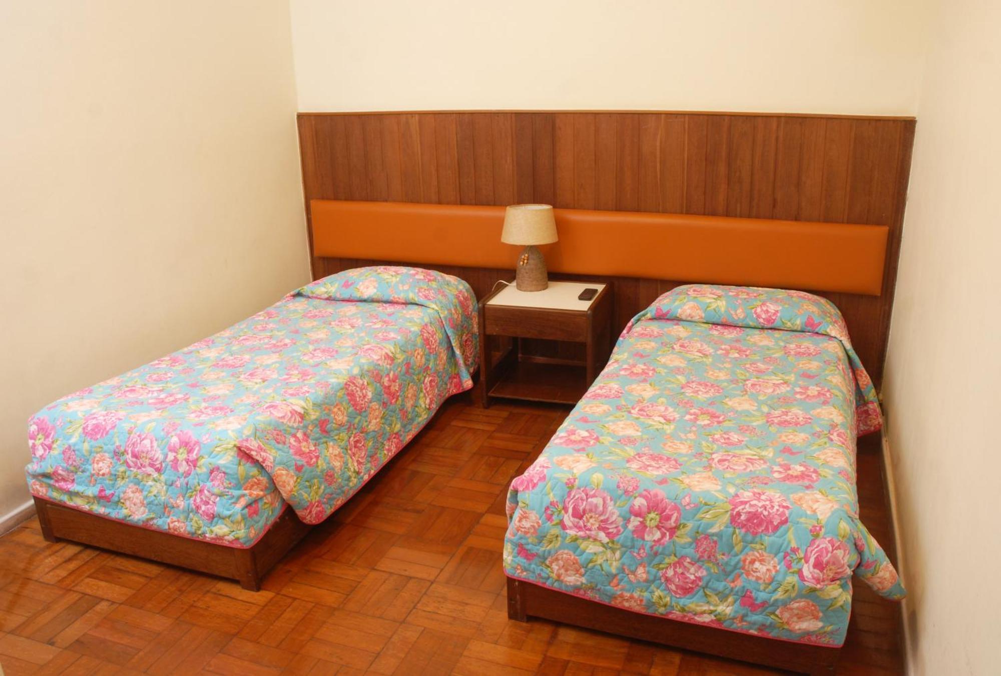 Hotel Bucsky Nova Friburgo Pokoj fotografie