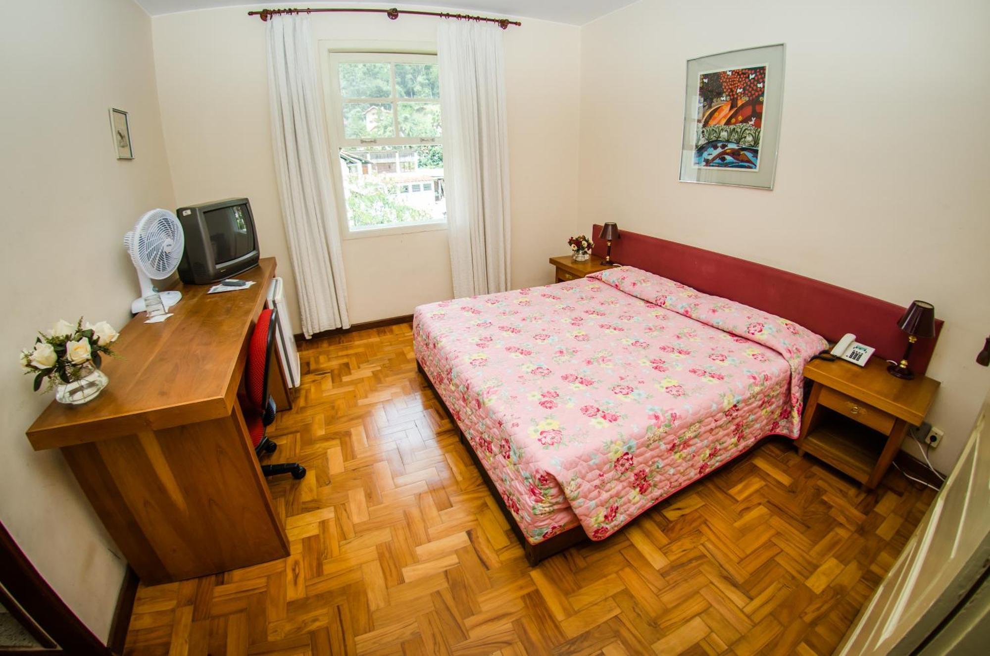 Hotel Bucsky Nova Friburgo Pokoj fotografie